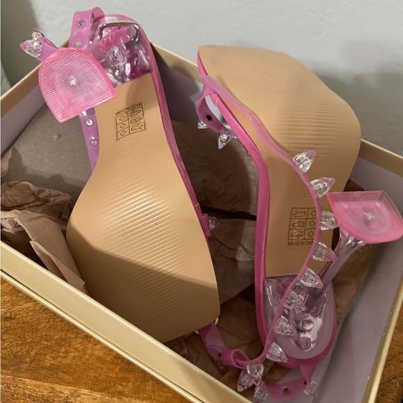 NWT Public Desire “Sydney” Pink Spike heels - Picture 7 of 7